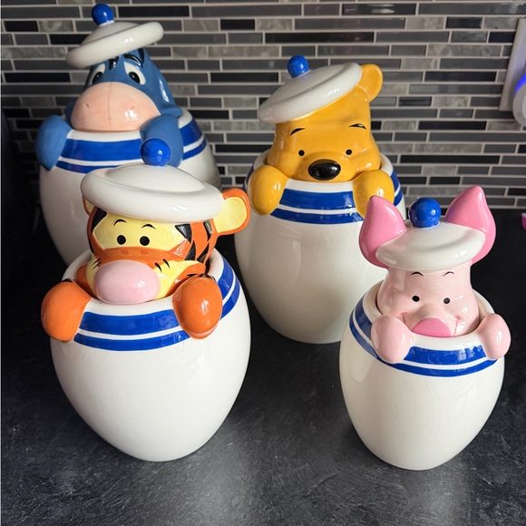 Disney Store Winnie the Pooh & Pals Peekaboo canister set